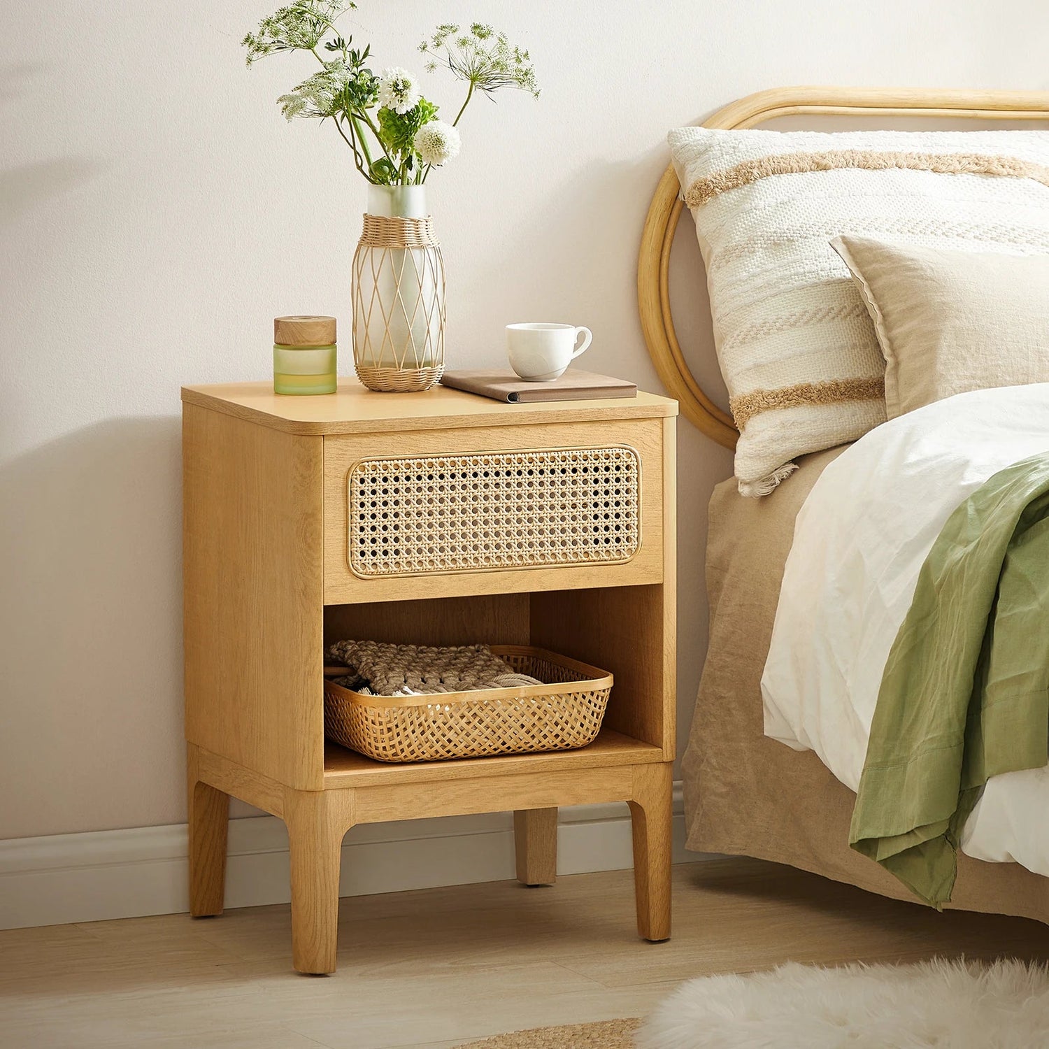 Table De Chevet Rotin Bohème – 1 Tiroir, Bois Clair Et Niche | KOAÏ